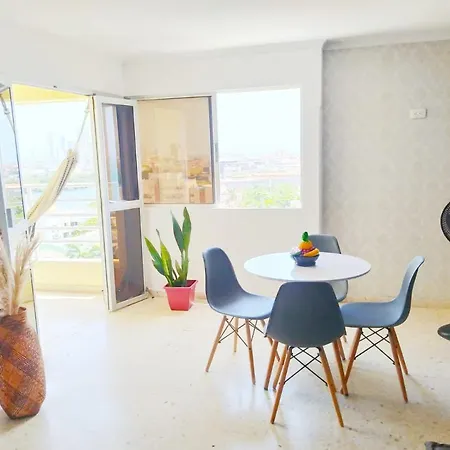 Apt Con Vista Al Mar - Cerca Al Centro Historico - 1106 Apartment *